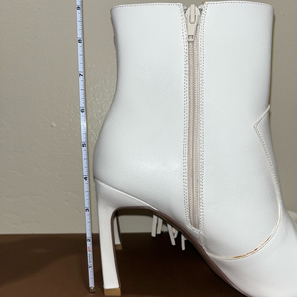 Brand New White Karson Faux Leather Heeled Fringe Bootie - Picture 9 of 9